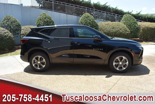 New 2026 Chevrolet Blazer LT w/ LPO, Floor Liner Package FWD image 11