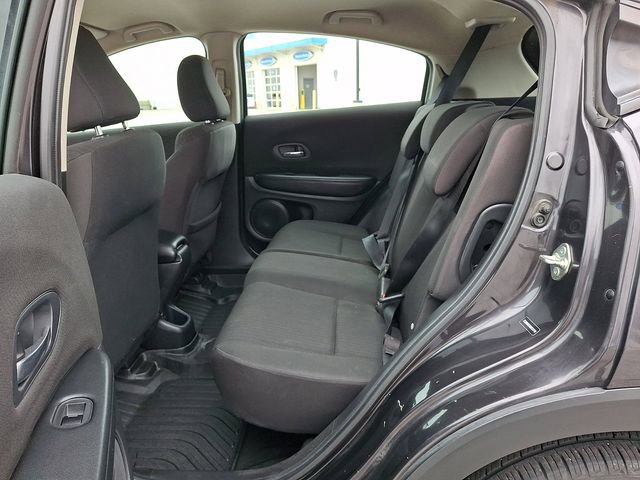 Used 2016 Honda HR-V LX image 11