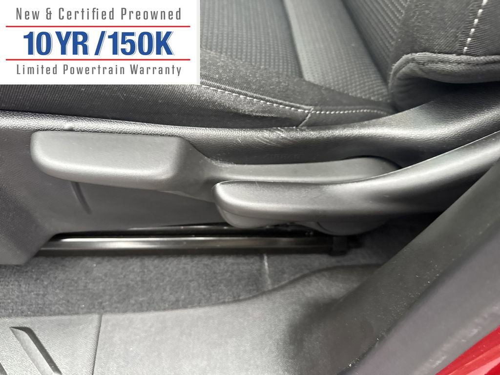 Used 2024 Chevrolet Colorado LT image 17