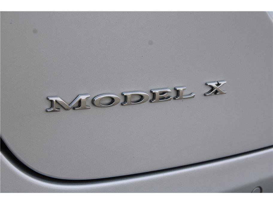 Used 2016 Tesla Model X 90D image 29