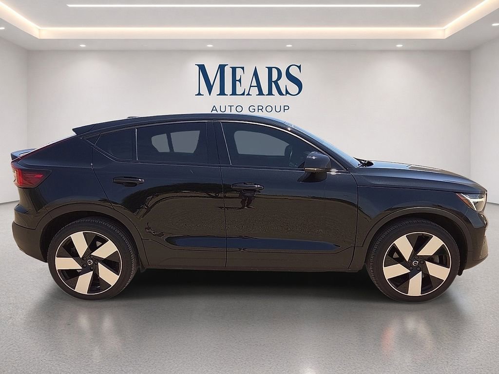 Used 2023 Volvo C40 P8 Recharge Ultimate AWD/4WD image 7