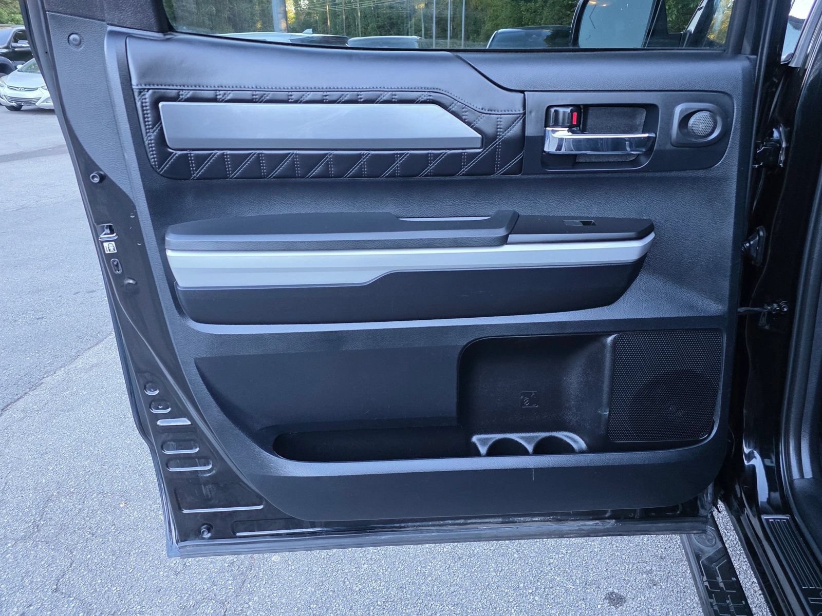 Used 2018 Toyota Tundra Platinum AWD/4WD image 26