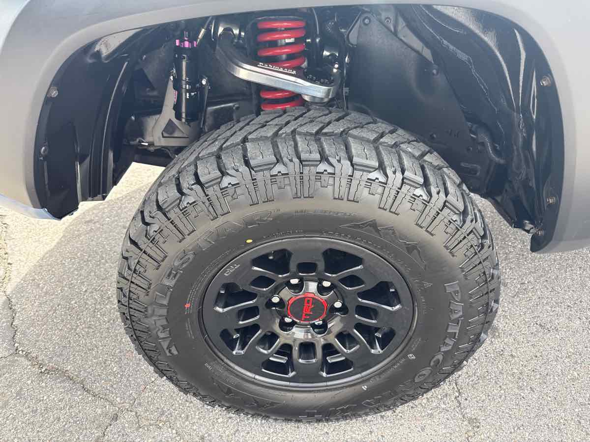 Used 2018 Toyota Tacoma 4x4 Double Cab image 10