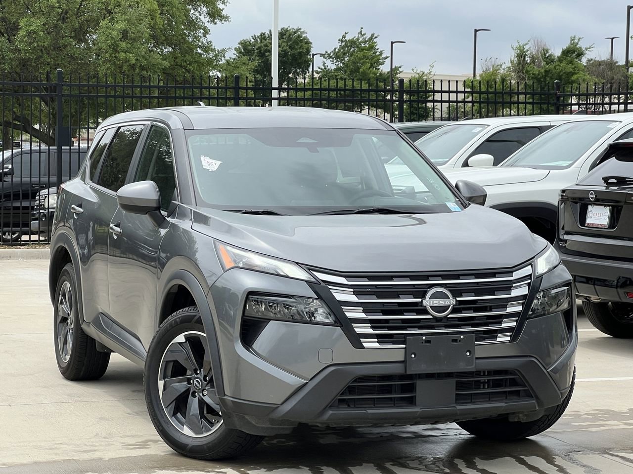 Used 2024 Nissan Rogue SV