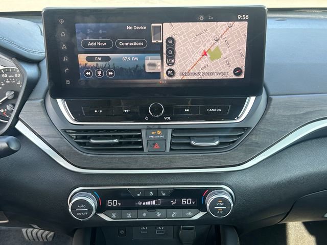 Used 2023 Nissan Altima 2.5 SL FWD image 14