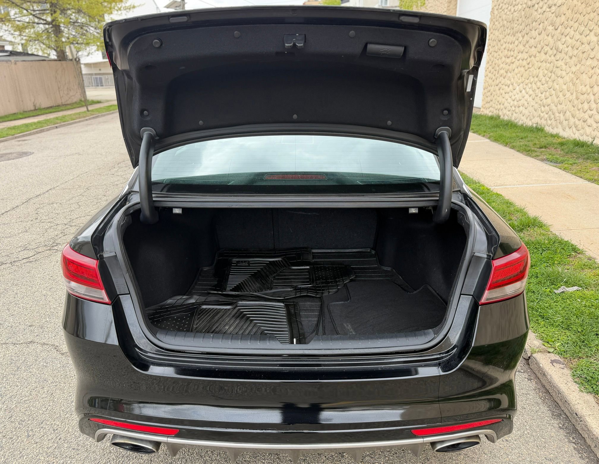 Used 2017 Kia Optima SX FWD image 12