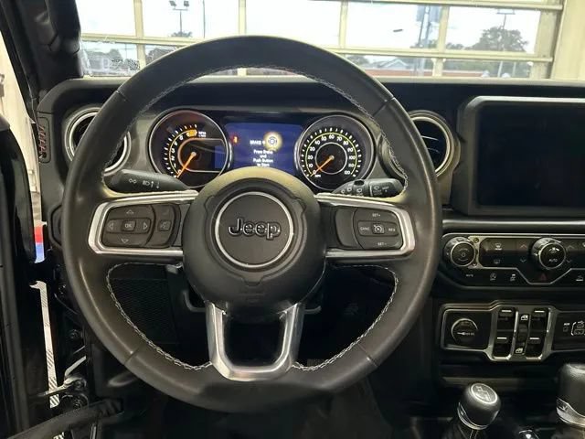 Used 2023 Jeep Wrangler Unlimited Sahara AWD/4WD image 23
