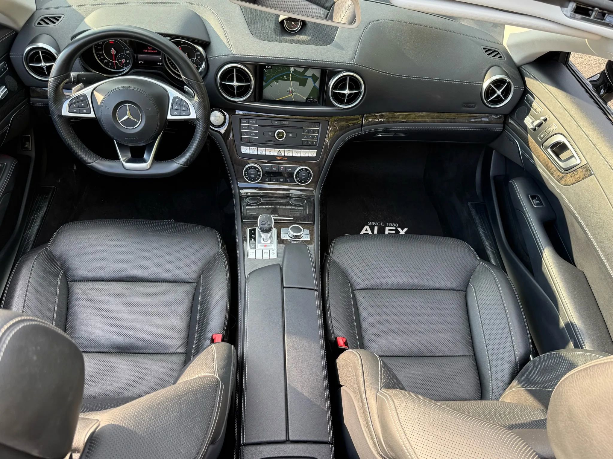 Used 2017 Mercedes-Benz SL 450 image 22