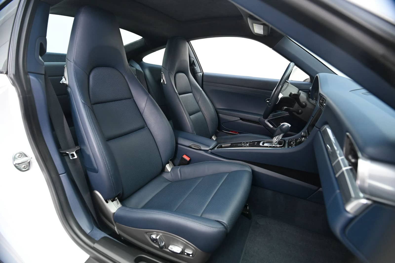Used 2013 Porsche 911 Carrera 4S AWD/4WD image 15