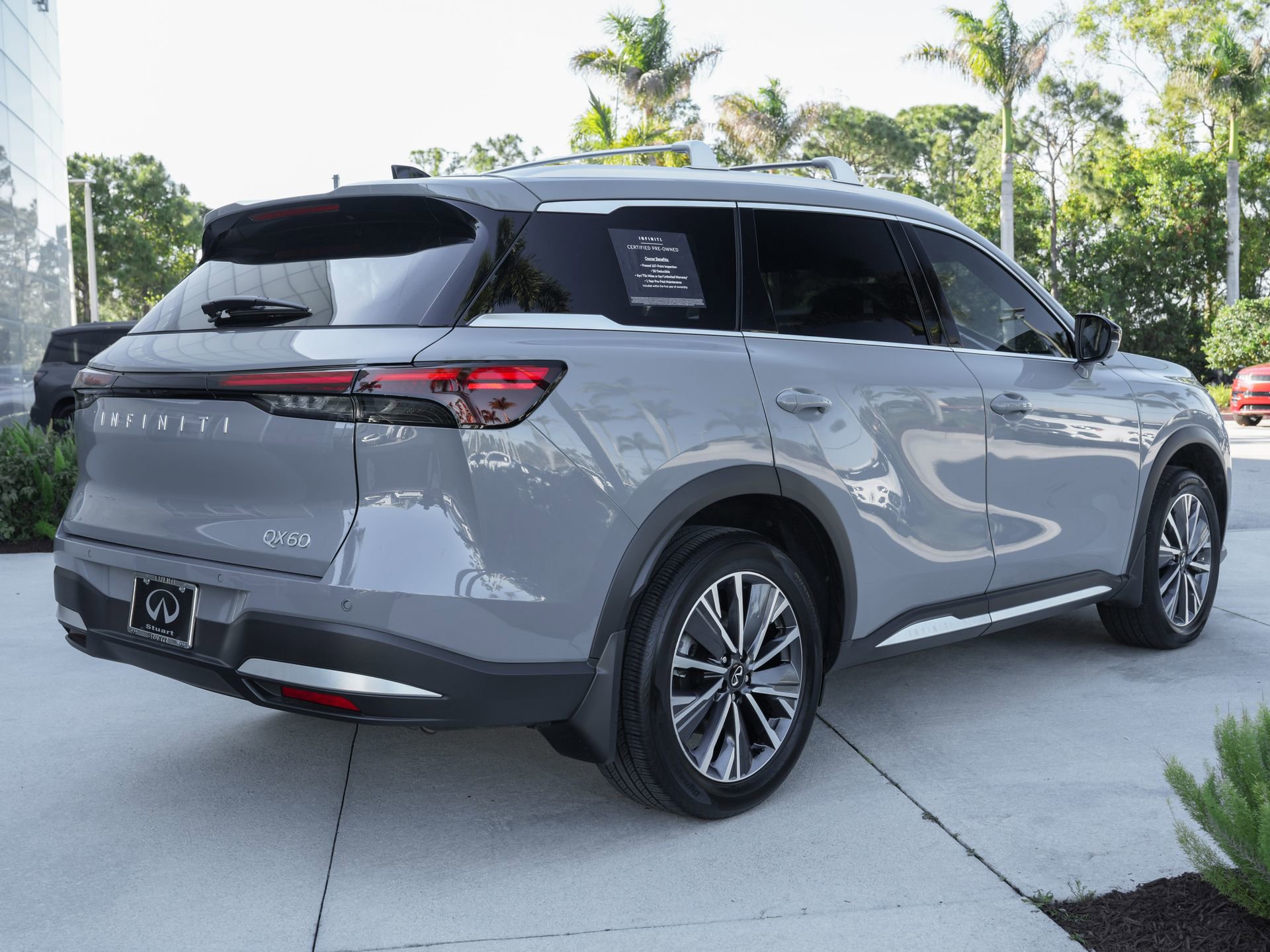 Certified 2026 INFINITI QX60 Luxe w/ Cargo Package FWD image 24