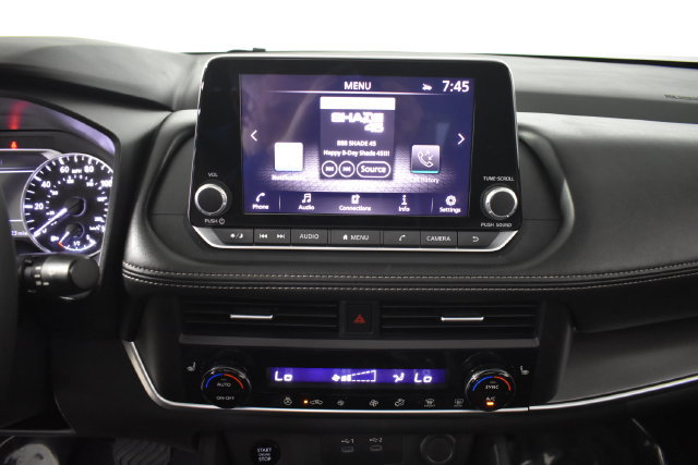 Certified 2025 Nissan Rogue SV w/ SV Premium Package FWD image 19
