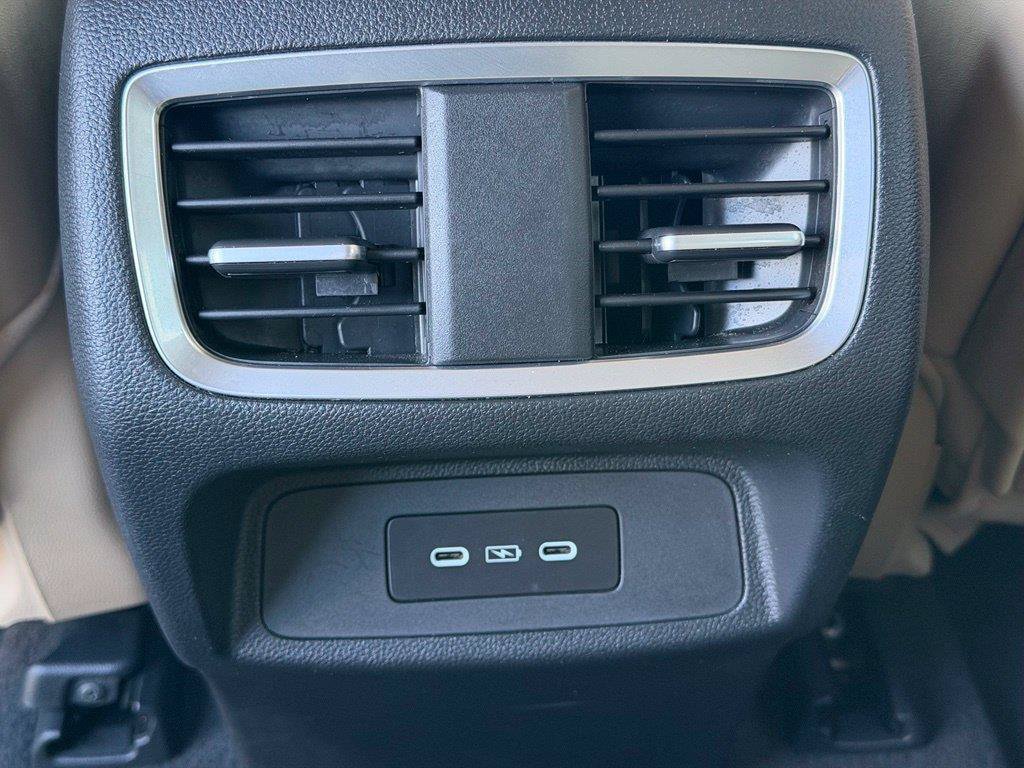 Used 2023 Acura RDX w/ Technology Package FWD image 15