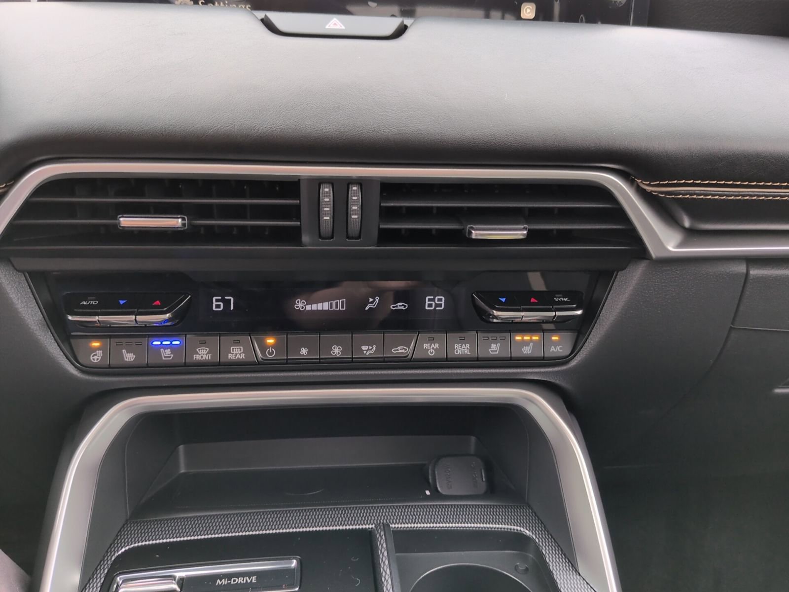 New 2026 MAZDA CX-90 3.3 Turbo S w/ Premium Package image 39