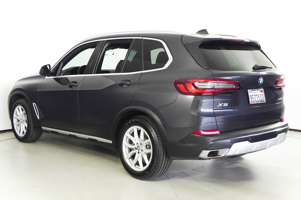 Used 2023 BMW X5 xDrive40i w/ Parking Assistance Package image 9