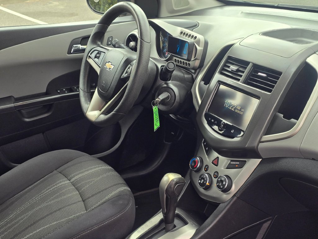 Used 2014 Chevrolet Sonic LT w/ Wheels and Fog Lamp Package FWD image 17