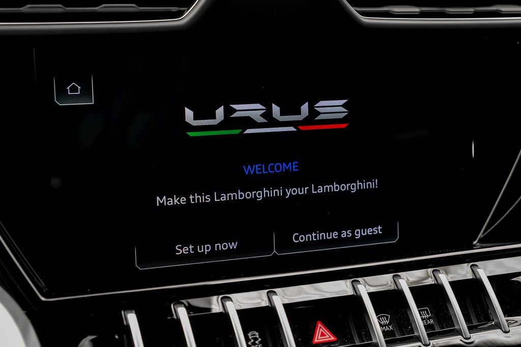 Used 2022 Lamborghini Urus image 24