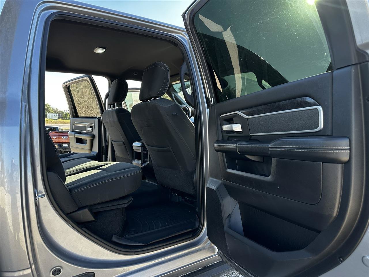 Used 2019 RAM 2500 Big Horn AWD/4WD image 17