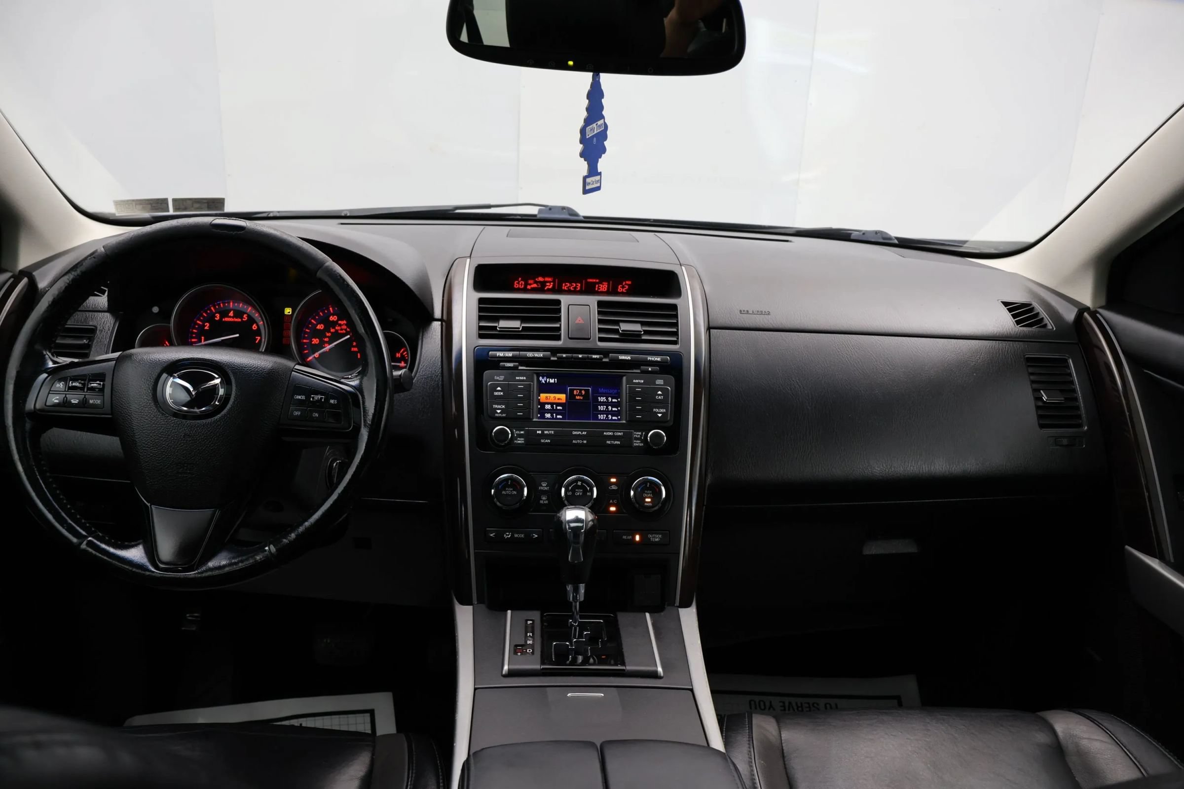 Used 2010 MAZDA CX-9 Grand Touring w/ Moonroof & Bose Audio Pkg AWD/4WD image 19