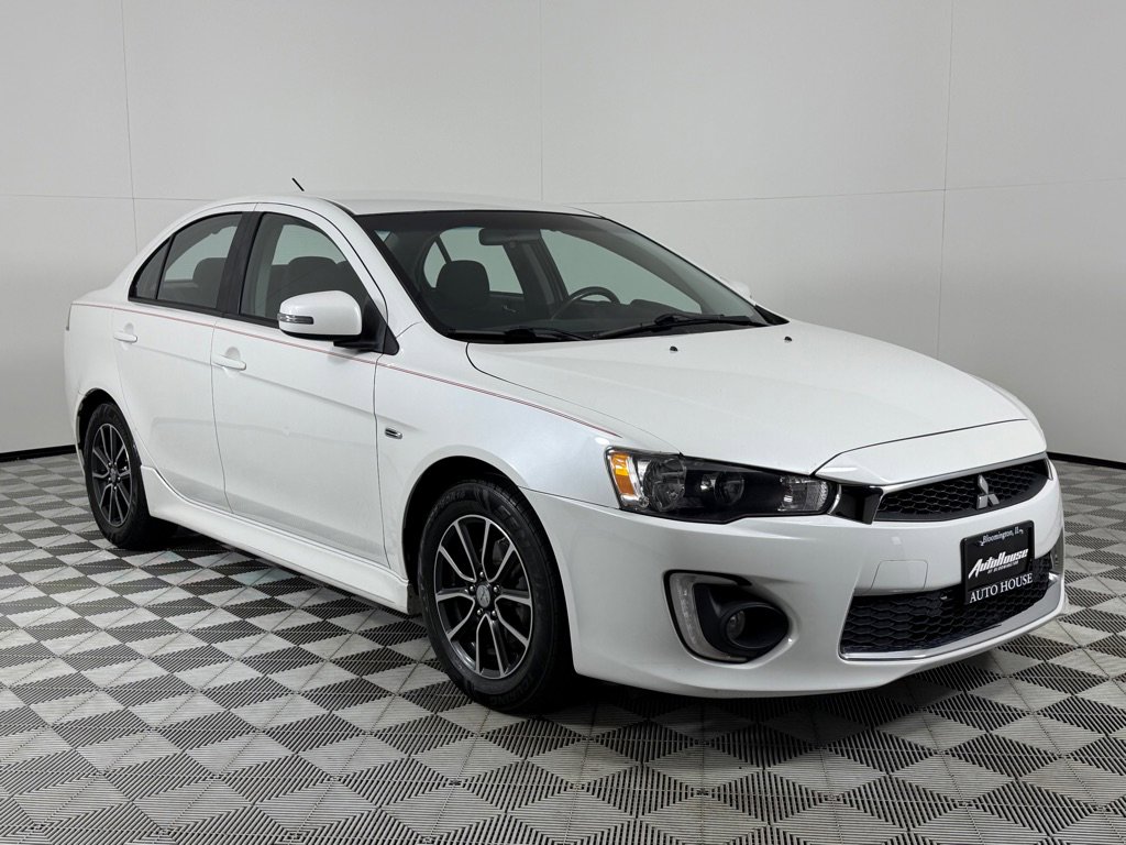 Used 2017 Mitsubishi Lancer LE image 3