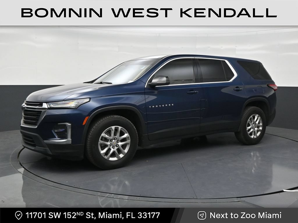 Used 2022 Chevrolet Traverse LS FWD image 1