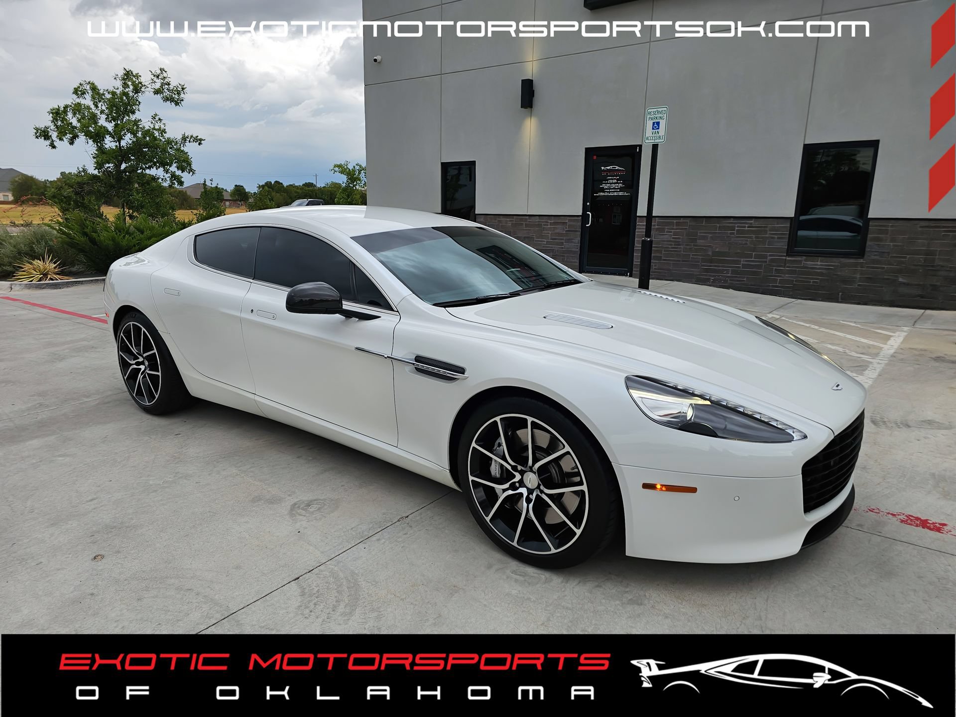 Used 2014 Aston Martin Rapide S RWD image 6