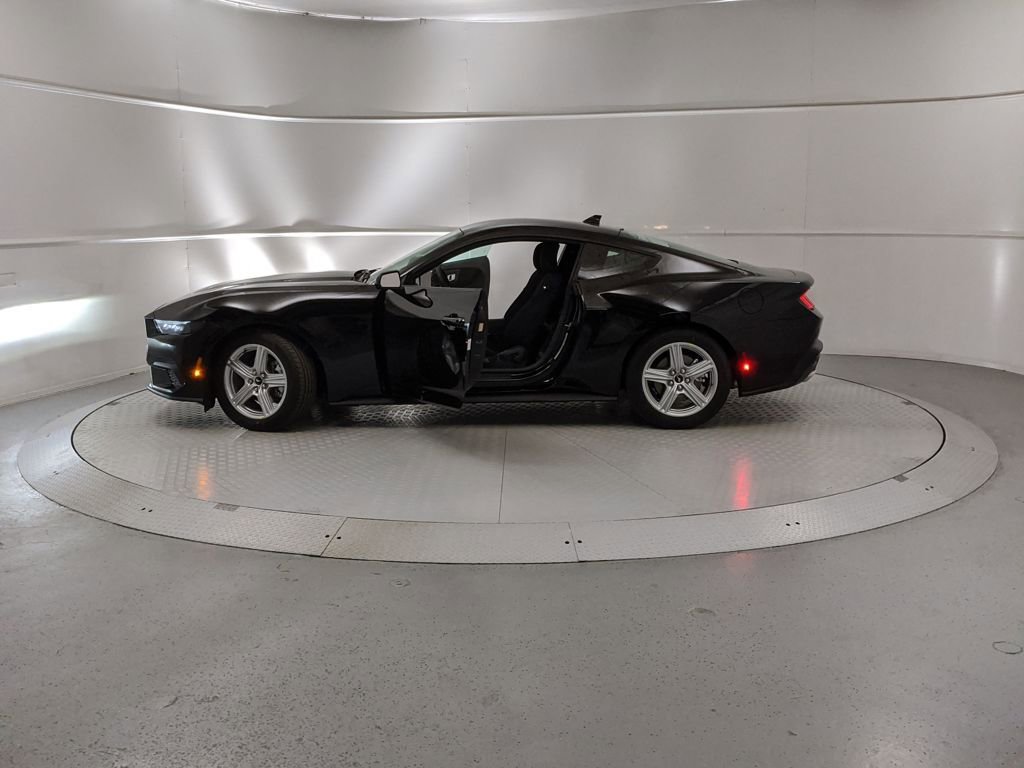 New 2026 Ford Mustang Coupe image 12