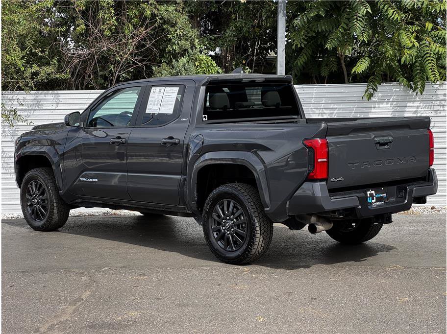 Used 2024 Toyota Tacoma SR5 AWD/4WD image 3