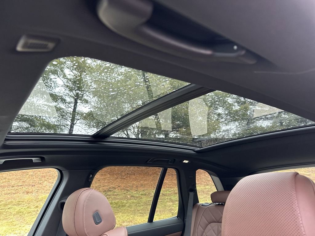 Used 2024 BMW X5 xDrive40i w/ Premium Package image 46