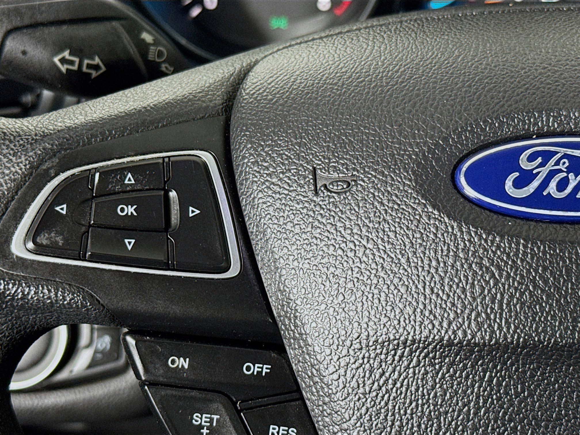 Used 2018 Ford Escape SE FWD image 13