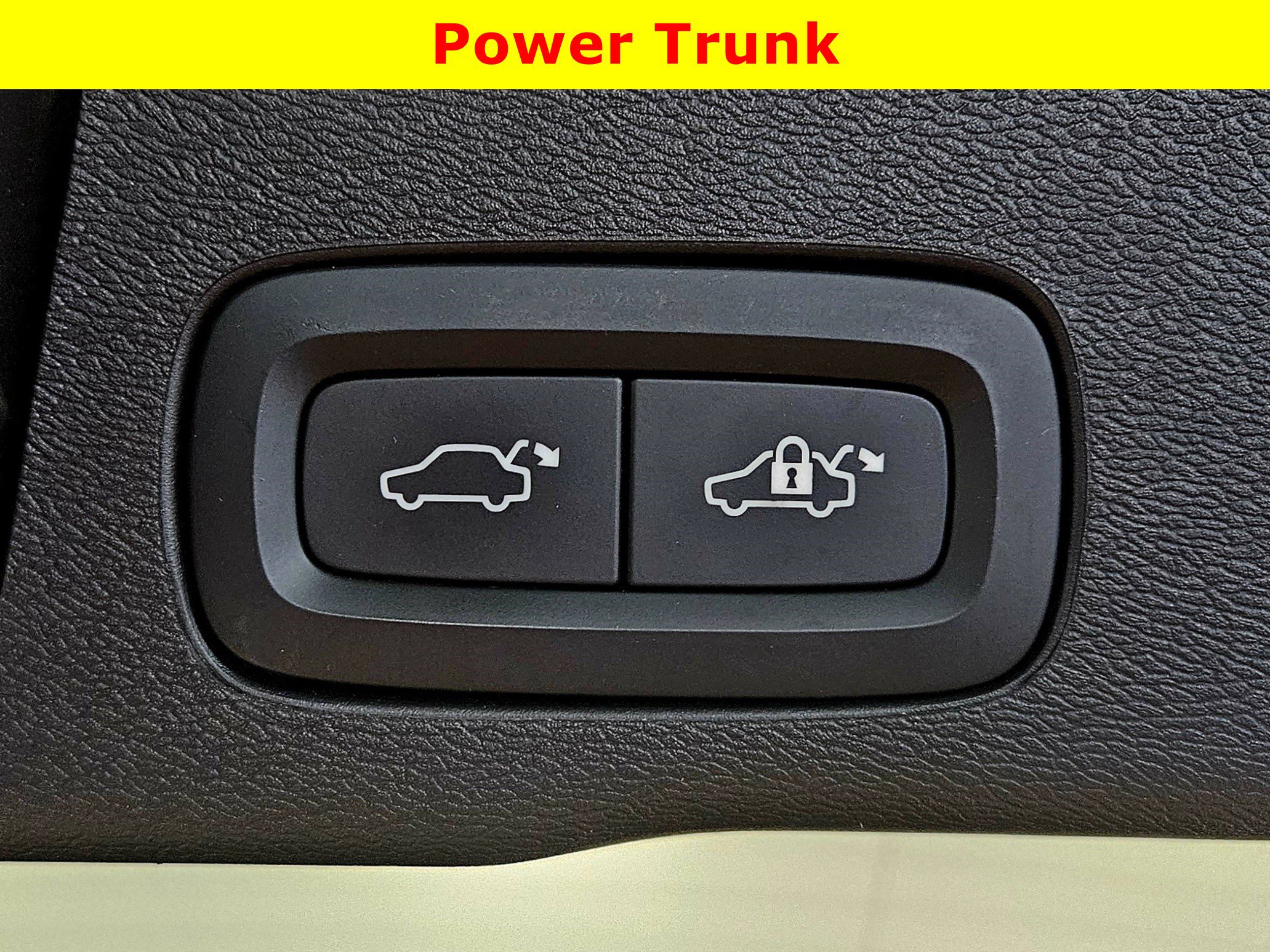 Used 2022 Volvo XC60 B5 Inscription w/ Protection Package Premier AWD/4WD image 32