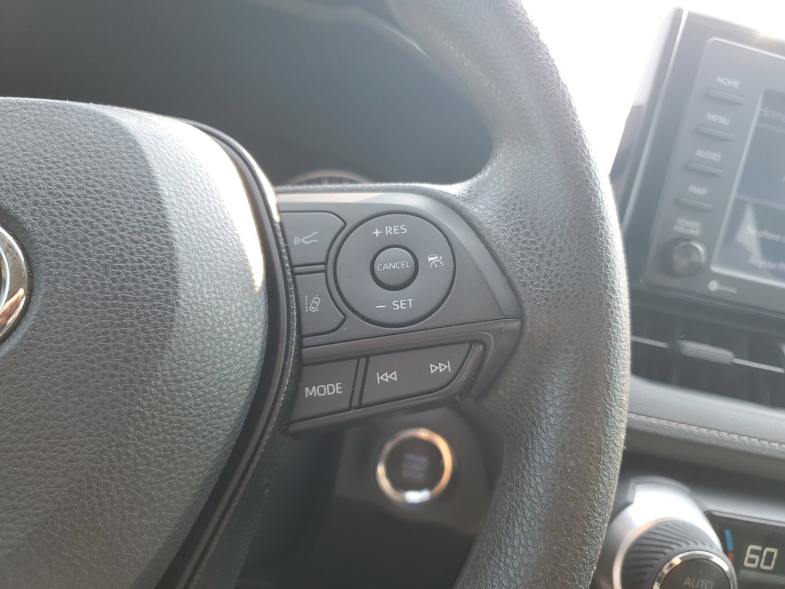 Certified 2021 Toyota RAV4 XLE FWD image 23