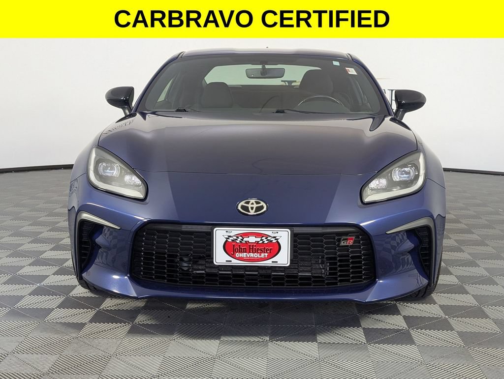 Used 2023 Toyota GR86 w/ ALL Weather Mat Package (TMS) RWD image 3
