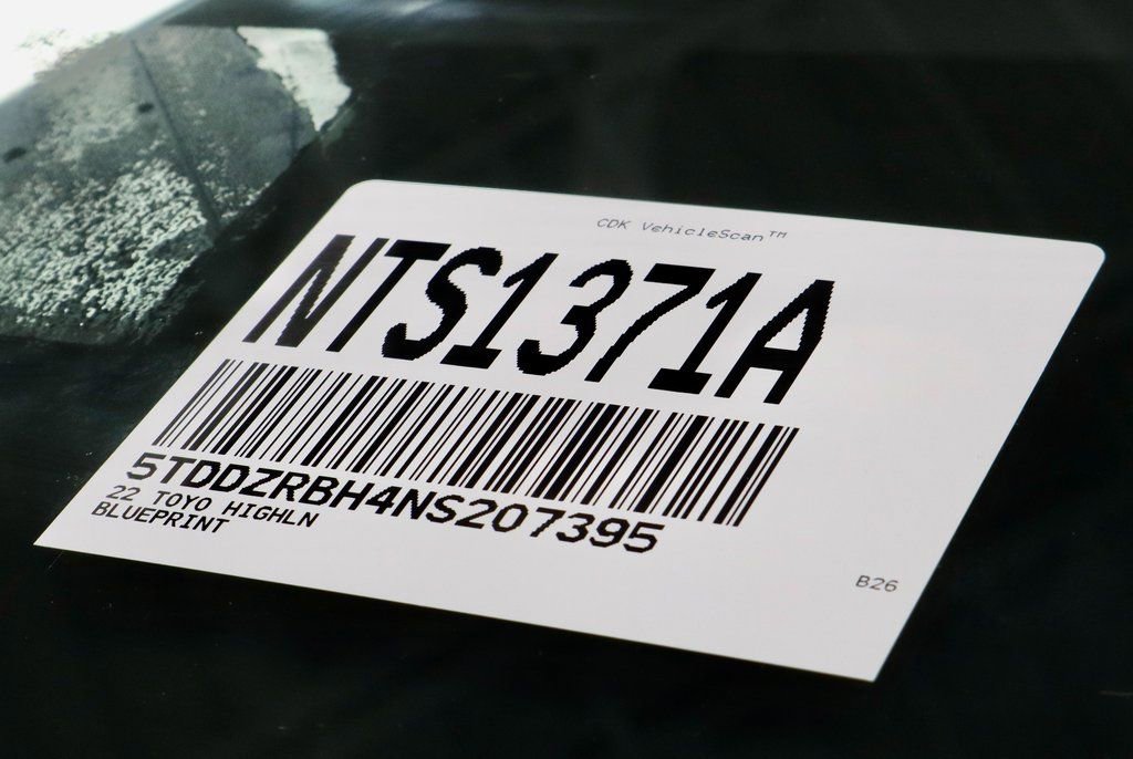 Used 2022 Toyota Highlander Limited image 39