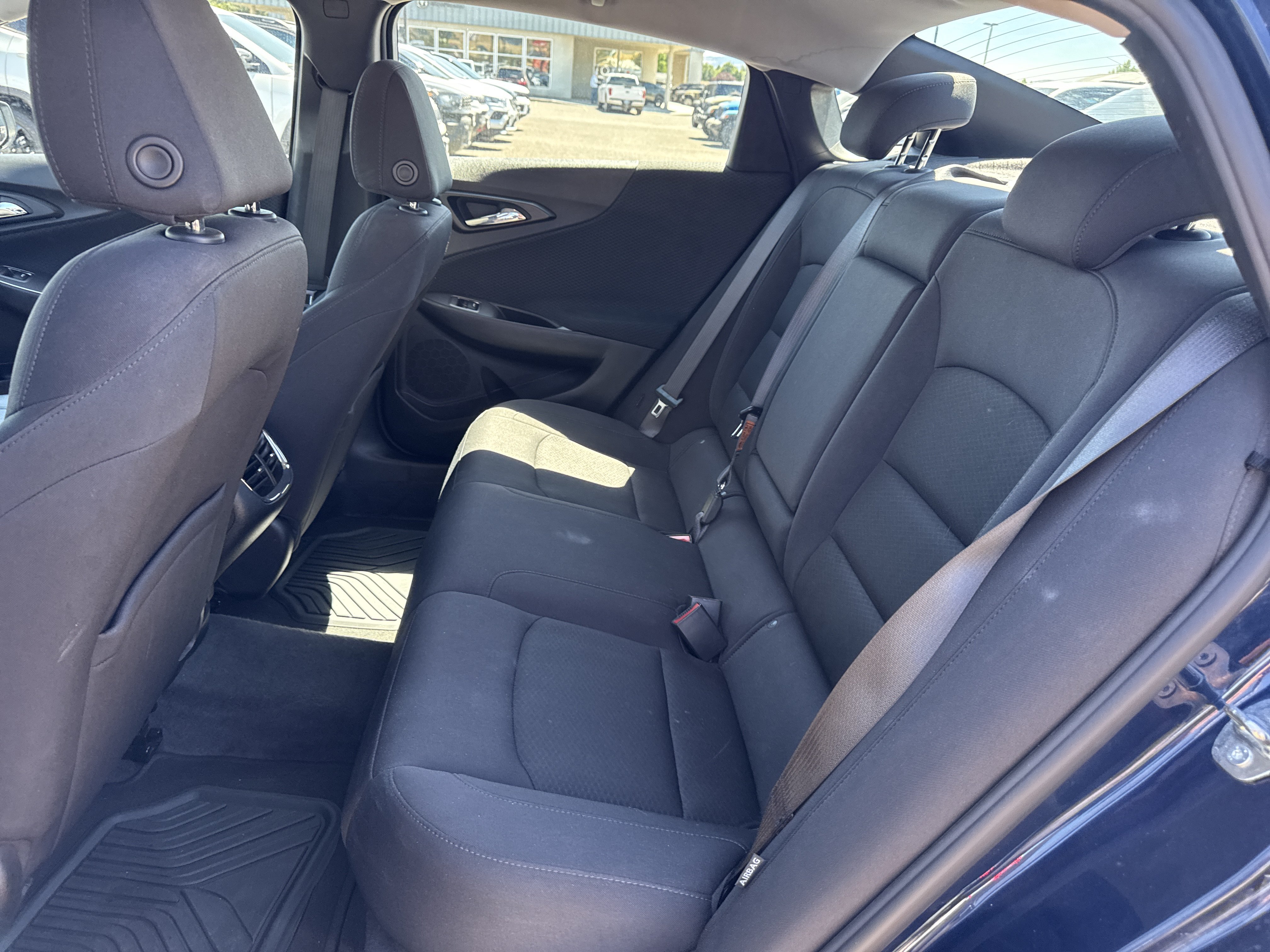 Used 2022 Chevrolet Malibu LT FWD image 19