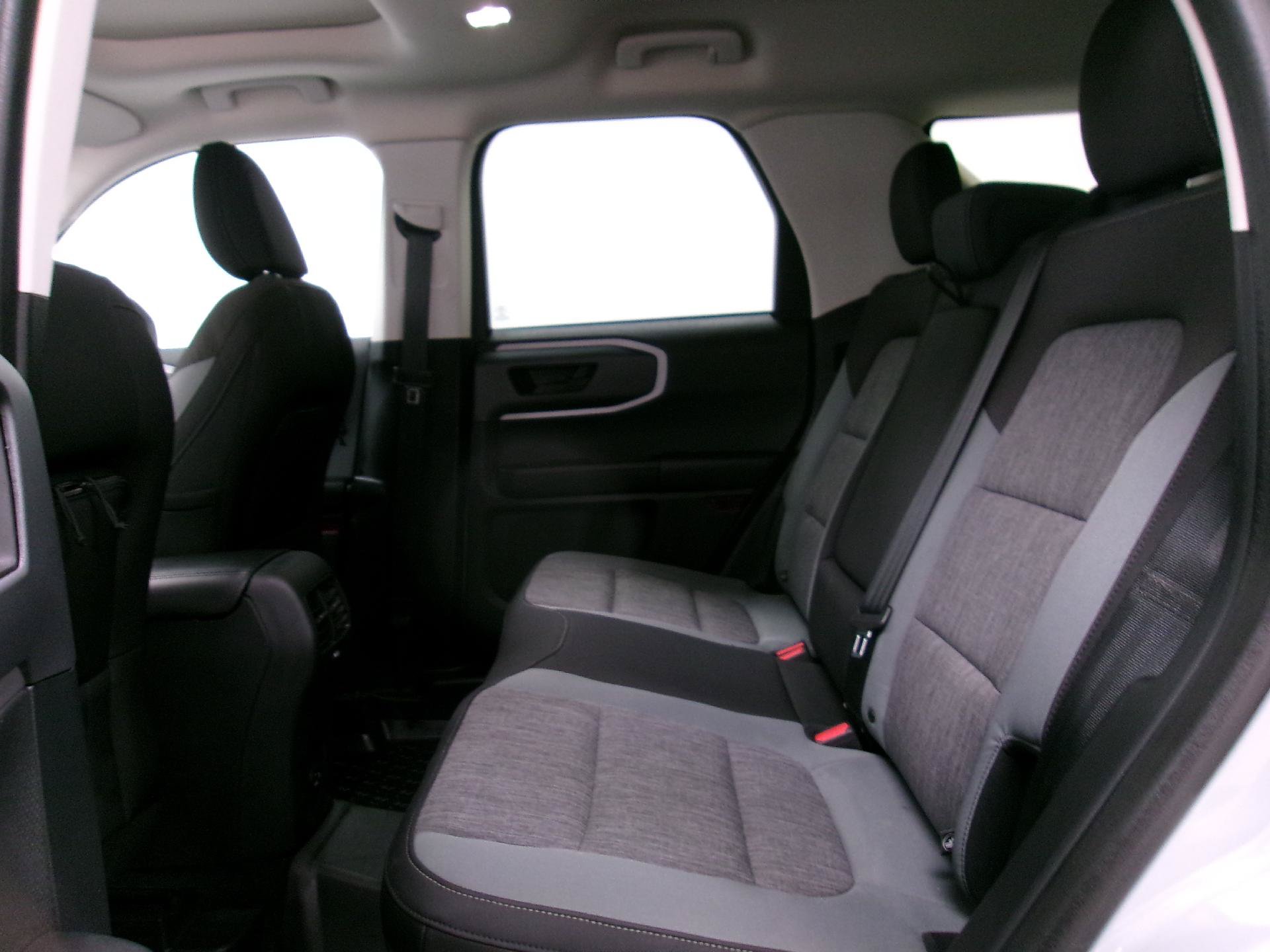 Used 2021 Ford Bronco Sport Big Bend w/ Big Bend Package AWD/4WD image 12