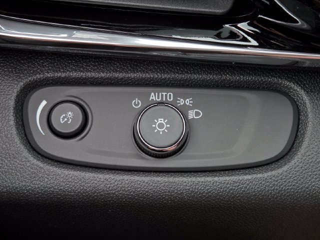 New 2026 Buick Envista Sport Touring w/ Convenience I Package FWD image 11