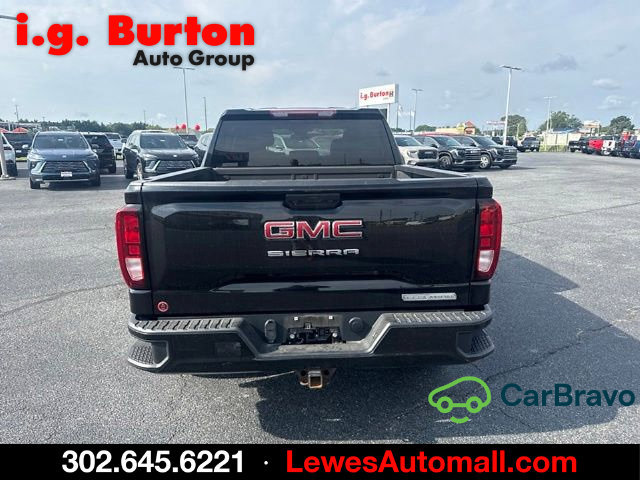 Used 2023 GMC Sierra 1500 Elevation w/ LPO, Elevation Black Package AWD/4WD image 4
