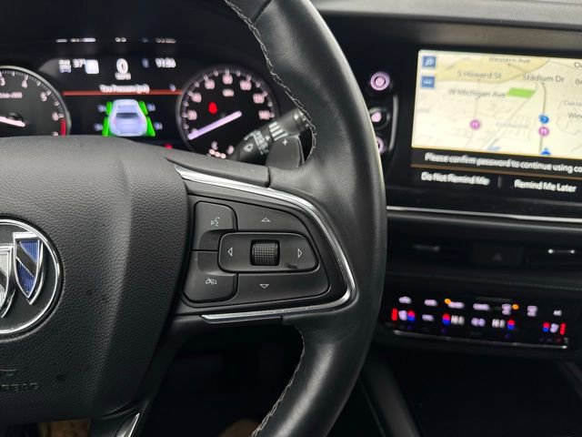 Used 2022 Buick Envision Avenir w/ Technology Package II image 30