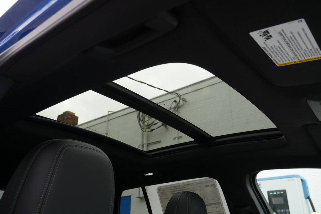 New 2026 Chevrolet Equinox EV LT image 24