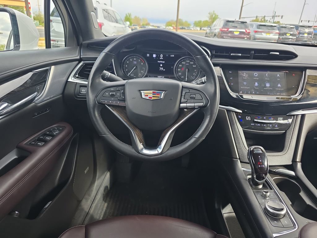 Used 2023 Cadillac XT6 Premium Luxury w/ Technology Package AWD/4WD image 13