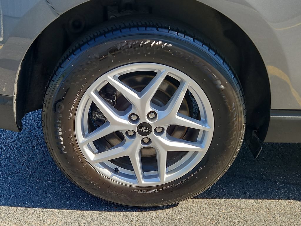 Used 2024 Ford Edge SEL AWD/4WD image 7