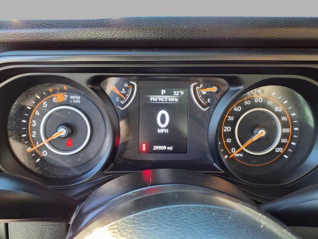 Used 2025 Jeep Wrangler Sport S image 15
