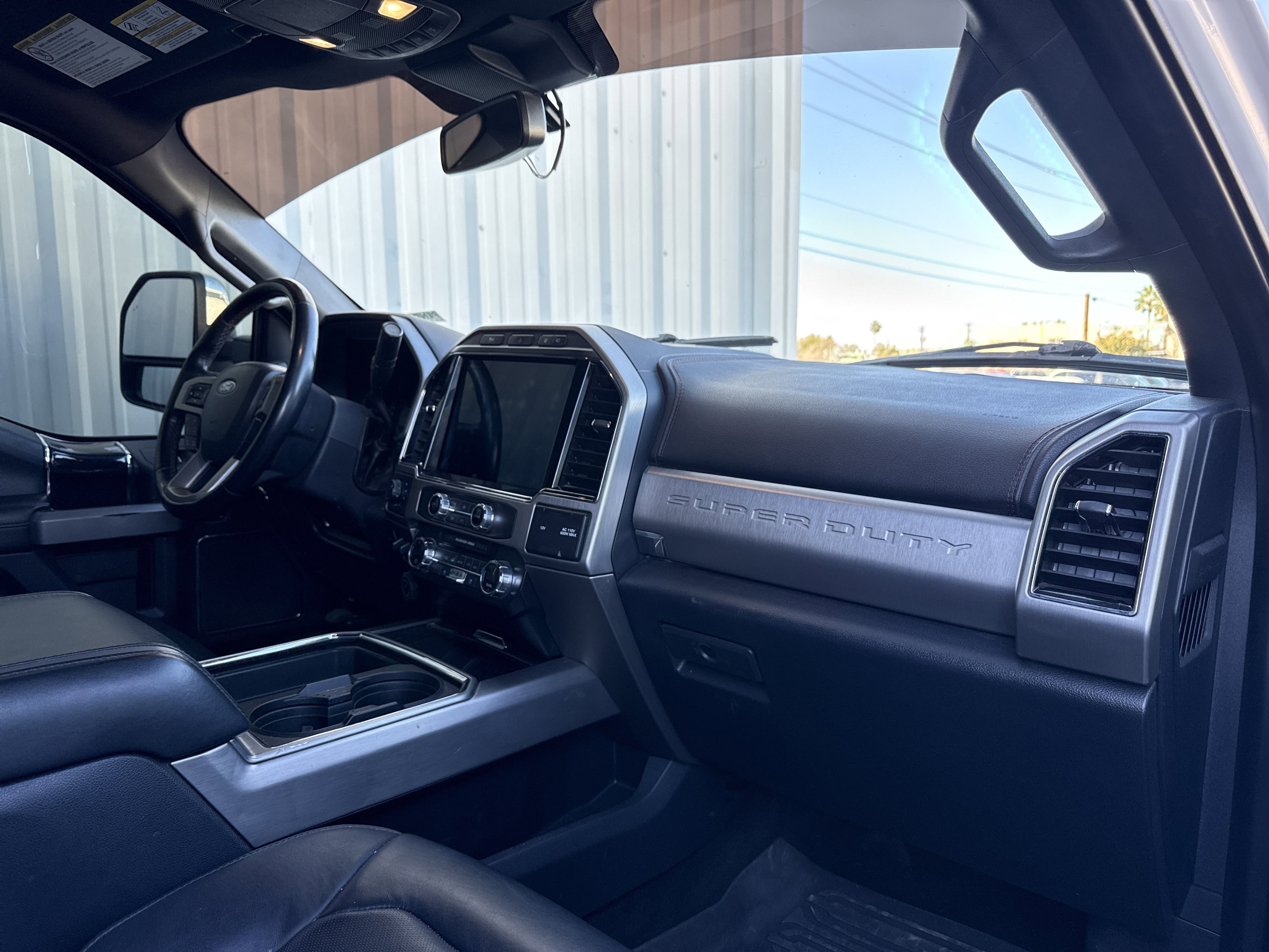 Used 2022 Ford F250 Platinum image 45