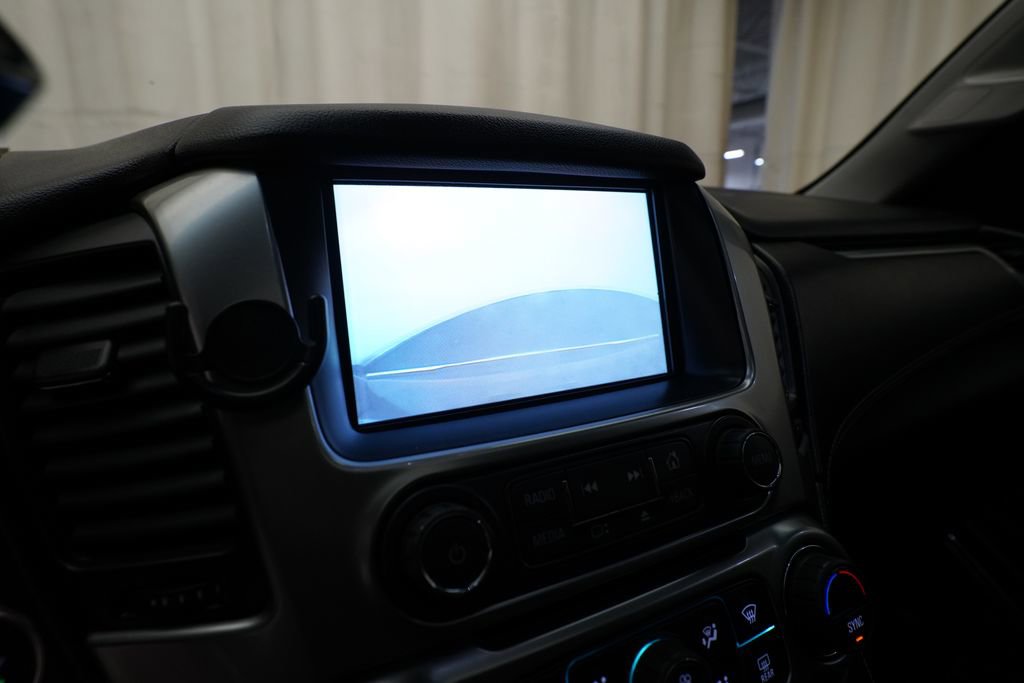 Used 2018 Chevrolet Suburban Premier image 21