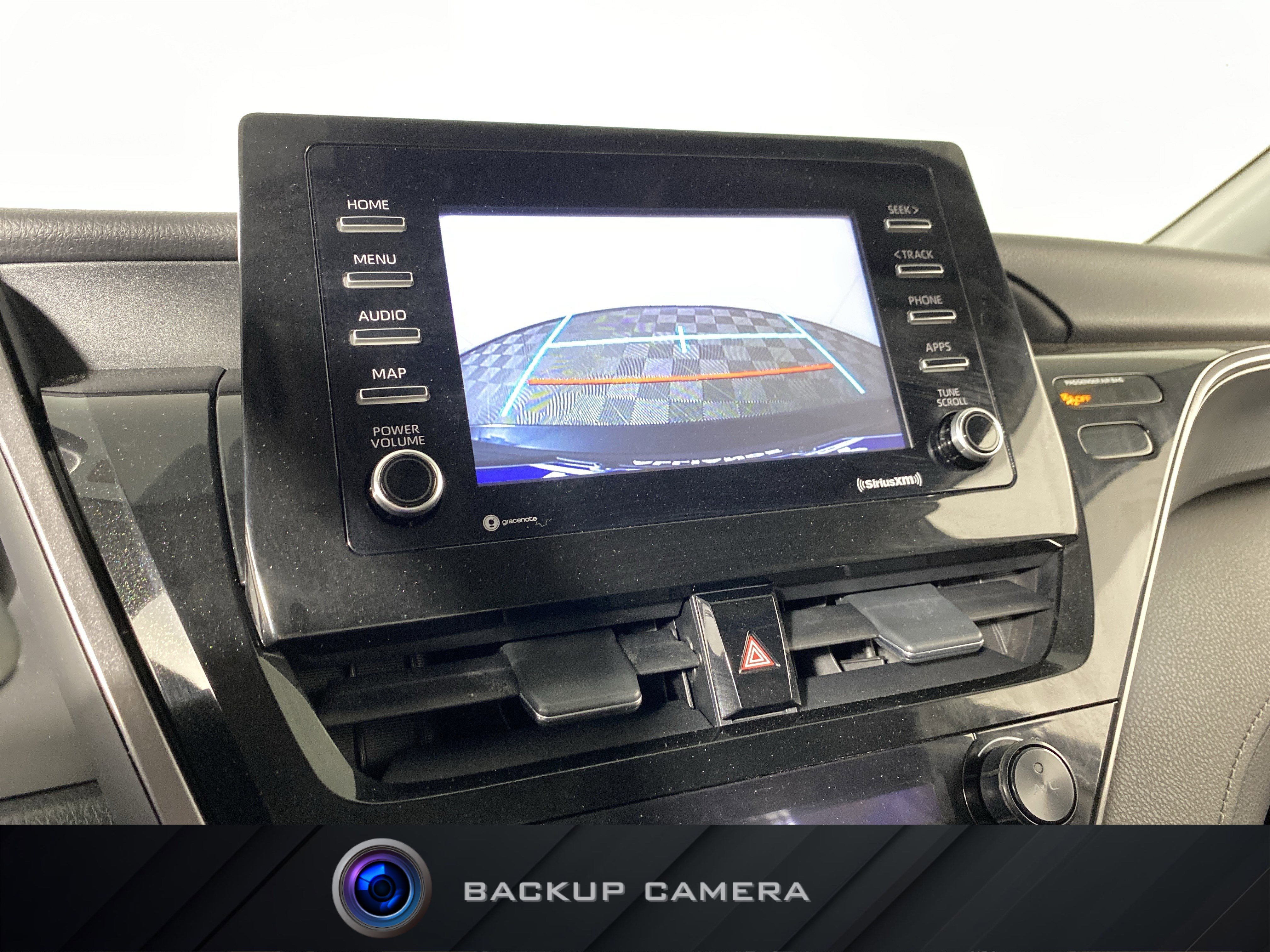 Used 2021 Toyota Camry SE AWD/4WD image 2