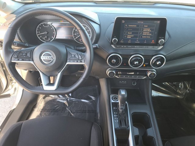 Used 2020 Nissan Sentra SV image 15