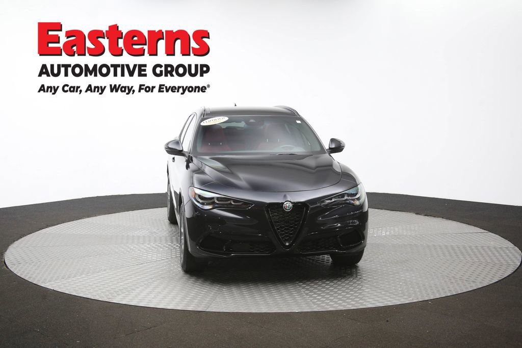 Used 2024 Alfa Romeo Stelvio Sprint image 52