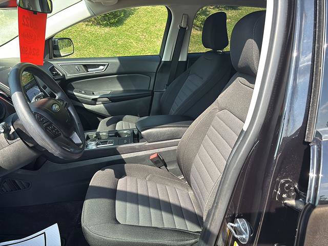Certified 2022 Ford Edge SE w/ Black Appearance Package AWD/4WD image 11