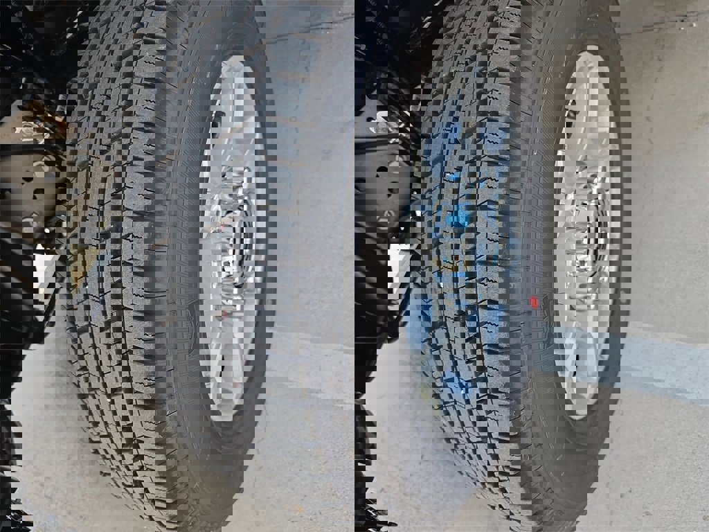 New 2026 Ford F350 XLT w/ 360-Degree Camera Package image 28