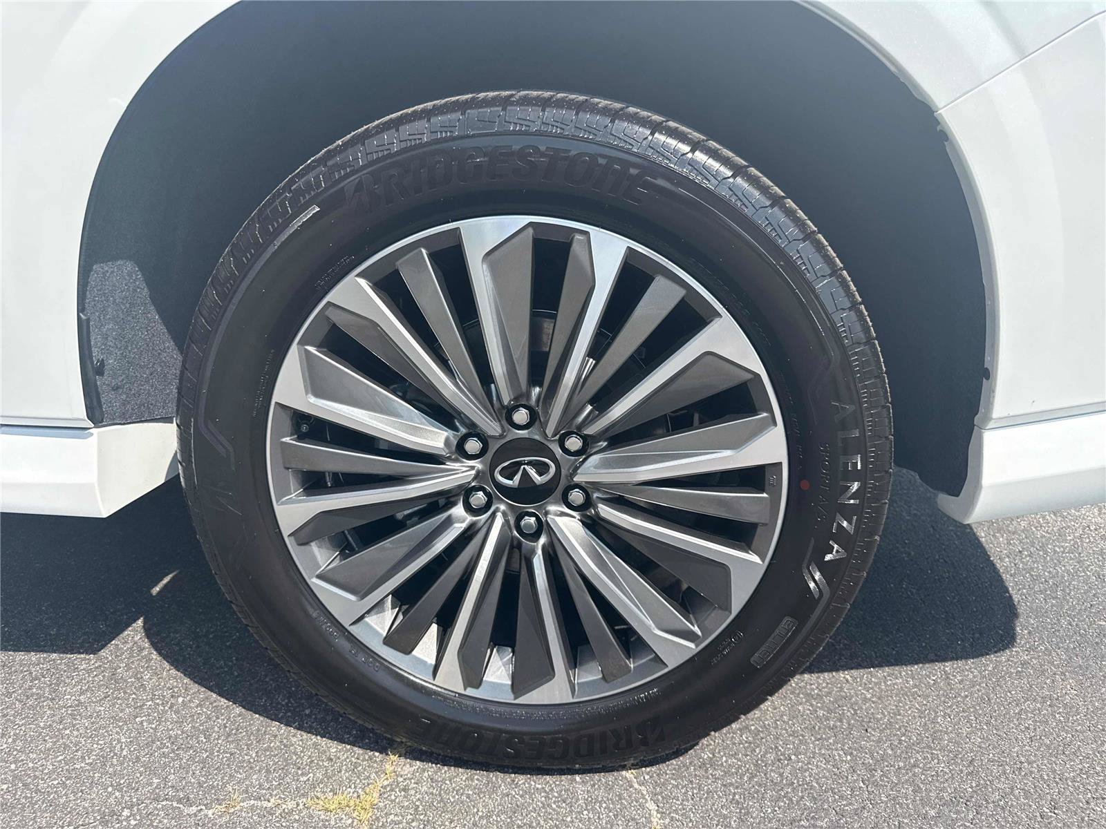 New 2027 INFINITI QX80 Luxe w/ Cargo Package RWD image 33
